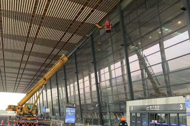 房县玻璃幕墙维护和保养